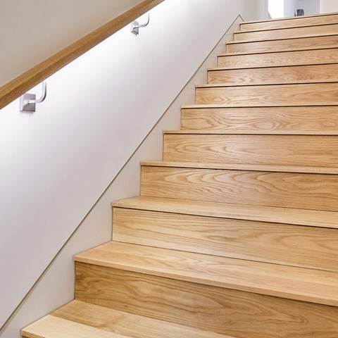 Лестница из массива